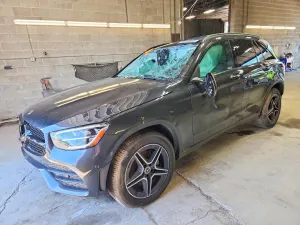Mercedes-Benz GLC 2.0L 4 2021