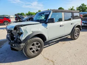 Ford Bronco 2.3L 4 2023