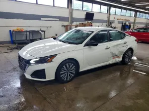 Nissan Altima 2.5L 4 2025