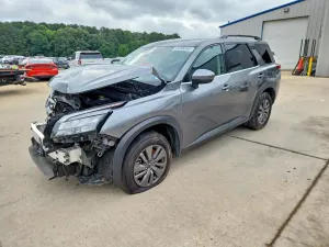 Nissan Pathfinder 3.5L 6 2025