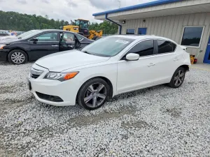 Acura ILX 2.0L 4 2013