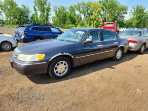Lincoln Town Car 4.6L 8 2002