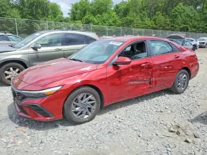 Hyundai Elantra 2.0L 4 2024