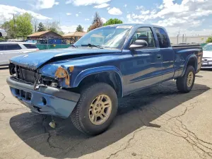 Dodge Dakota 4.7L 8 2003