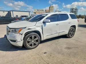 GMC Acadia 3.6L 6 2017