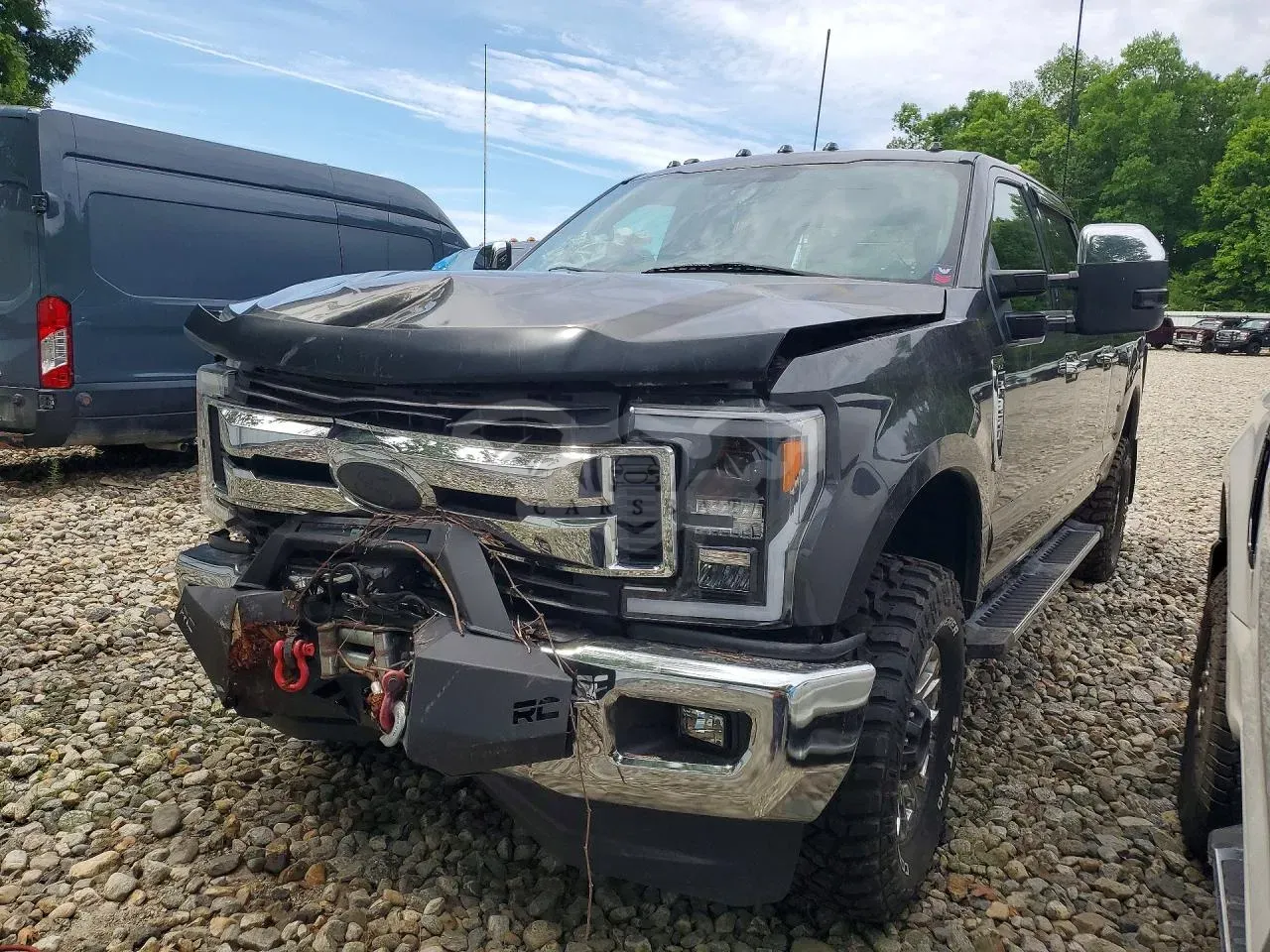 Ford F-350 6.2L 8 2017