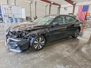 Nissan Altima 2.5L 4 2022