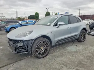 Porsche Macan 2.0L 4 2026