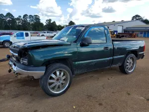 Chevrolet Silverado 1500 4.3L 6 2003