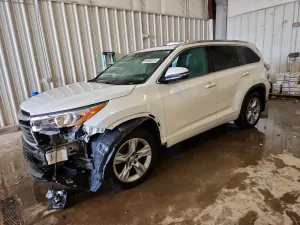 Toyota Highlander 3.5L 6 2015
