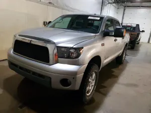Toyota Tundra 5.7L 8 2008