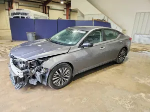 Nissan Altima 2.5L 4 2024