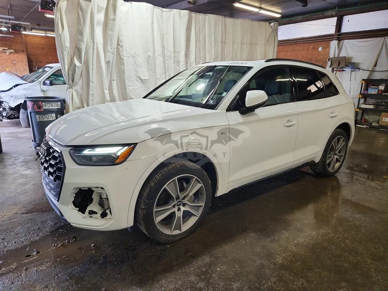 Audi Q5 2.0L 4 2025