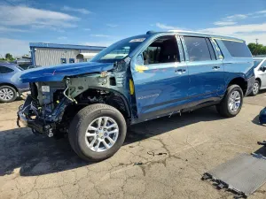 Chevrolet Suburban 5.3L 8 2025