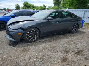 Hyundai Sonata 2.5L 4 2022