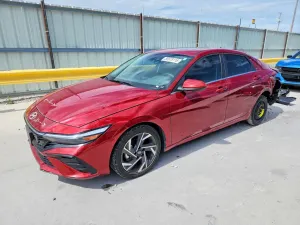 Hyundai Elantra 2.0L 4 2025