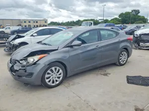 Hyundai Elantra 1.8L 4 2013
