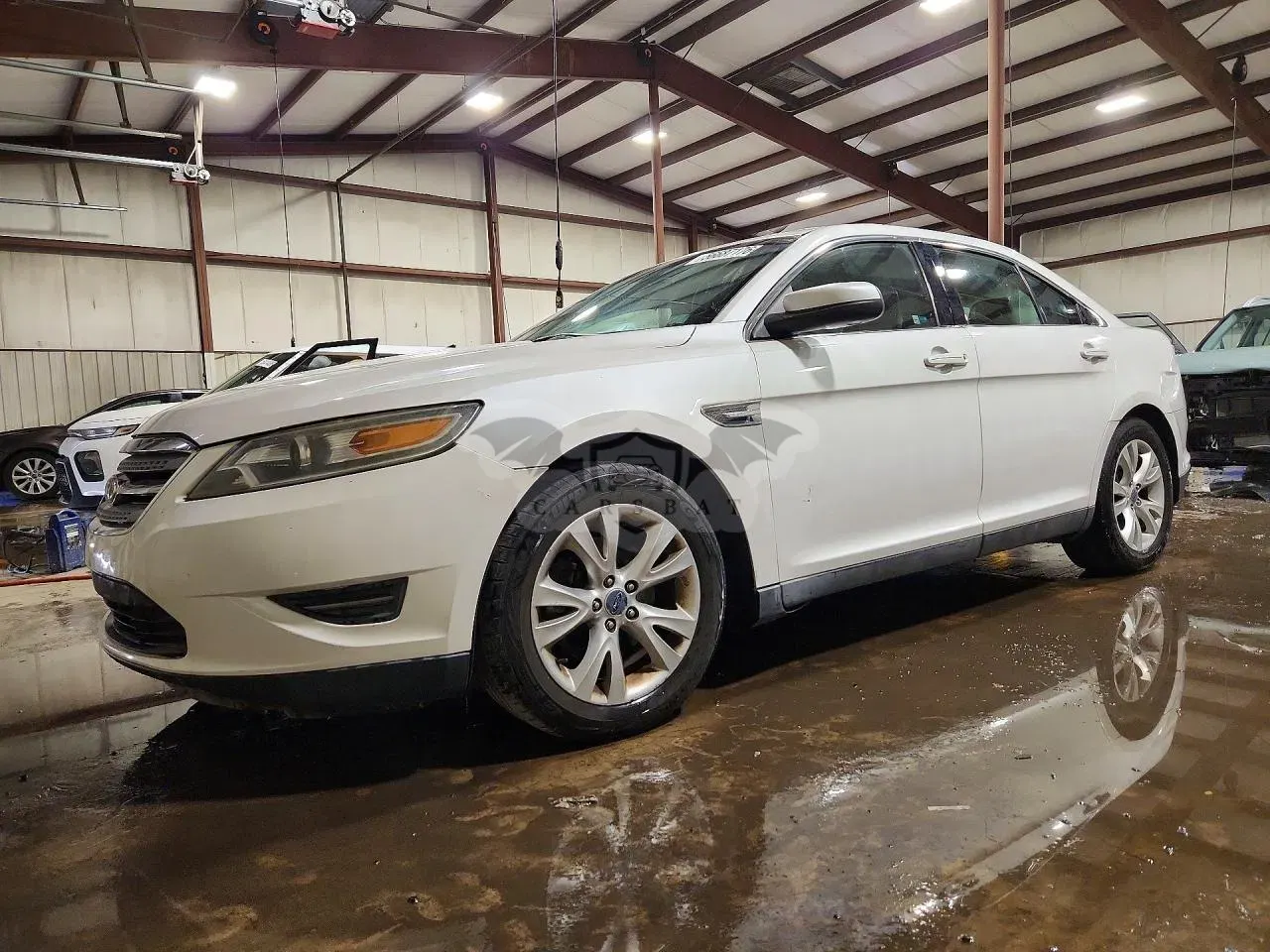 Ford Taurus 3.5L 6 2011