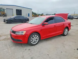 Volkswagen Jetta 1.8L 4 2014
