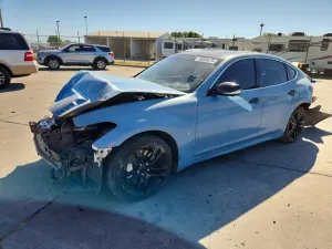 Infiniti Q70 3.7L 6 2015