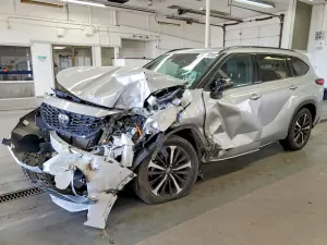 Toyota Highlander 3.5L 6 2022