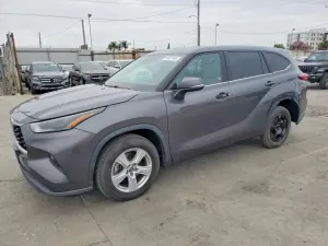 Toyota Highlander 3.5L 6 2022