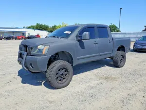 Nissan Titan 5.6L 8 2004