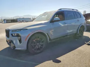 BMW X7 3.0L 6 2023