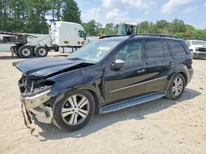 Mercedes-Benz GL 4.6L 8 2009