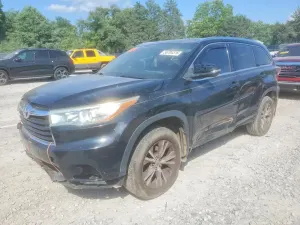 Toyota Highlander 3.5L 6 2015
