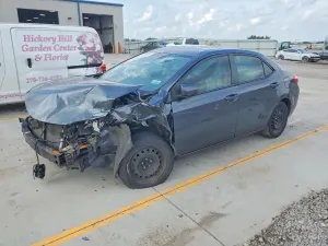 Toyota Corolla 1.8L 4 2019