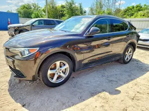 Alfa Romeo Stelvio 2.0L 4 2018