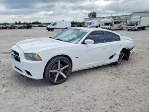 Dodge Charger 5.7L 8 2014