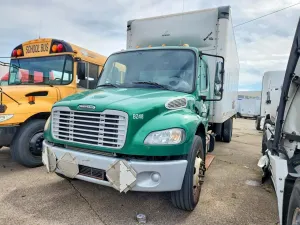 Freightliner Business Class M2 6.7L 6 2015