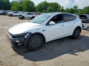 Tesla Model Y 2026