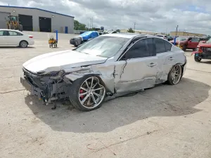 Infiniti Q50 3.7L 6 2014
