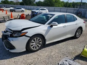 Toyota Camry 2.5L 4 2020