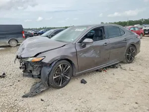 Toyota Camry 2.5L 4 2019