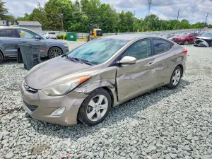 Hyundai Elantra 1.8L 4 2013