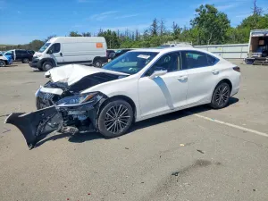 Lexus ES 3.5L 6 2023