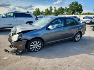 Volkswagen Jetta 2.5L 5 2010