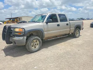 GMC Sierra 6.0L 8 2003