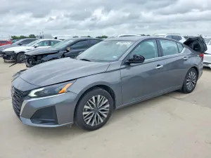 Nissan Altima 2.5L 4 2025