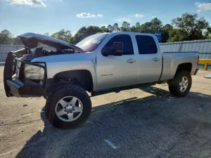 Chevrolet Silverado 1500 6.6L 8 2013