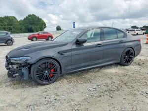 BMW M5 4.4L 8 2021