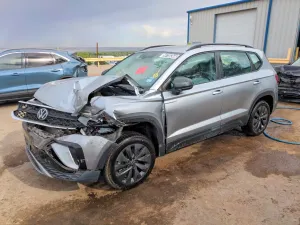 Volkswagen Taos 1.5L 4 2024