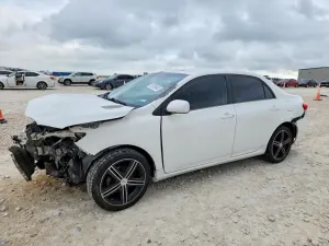 Toyota Corolla 1.8L 4 2013