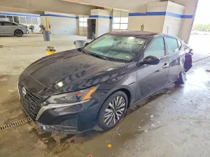 Nissan Altima 2.5L 4 2025