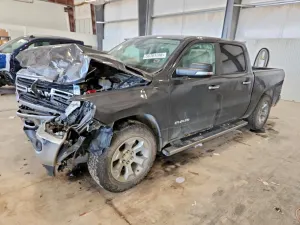 RAM 1500 5.7L 8 2019