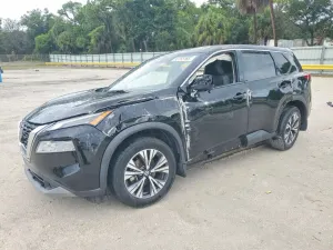 Nissan Rogue 2.5L 4 2021